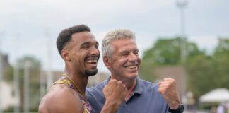 Ex-Zehnkämpfer Hingsen: Neugebauer kann Weltrekord knacken Zeigten beide Muckis: Zehnkampf-Weltmeister Leo Neugebauer (l) und der frühere deutsche Rekordhalter Jürgen Hingsen.
