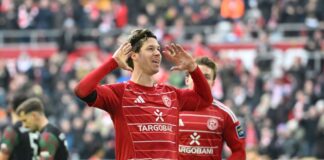 Werder verpflichtet Schweizer WM-Fahrer Itten Jubelt künftig für Werder: der Schweizer Nationalspieler Cedric Itten. (Archivbild)