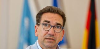 Bonner Bürgermeister will Geld vom Bund für ÖPNV Bonn habe jetzt für zweieinhalb Jahre eine «absolute Ausnahmesituation» vor sich, sagt Oberbürgermeister Guido Déus (CDU). (Archivbild).