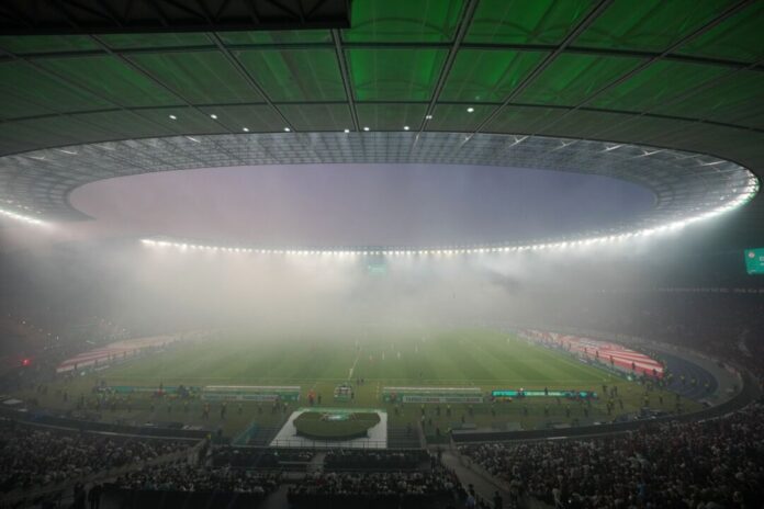 DFB-Pokalfinale Das DFB-Pokalfinale zwischen dem FC Bayern München und dem VfB Stuttgart musste für mehrere Minuten unterbrochen werden. (Archivbild)