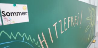 Gewerkschaft will landesweite Hitzefrei-Regeln für alle Ab wann gibt es eigentlich Hitzefrei? Das entscheiden die Schulen in Nordrhein-Westfalen in Anlehnung an vorgegebene Richtwerte selbst. (Symbolbild)