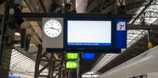 Mehr schnelle Züge zwischen Amsterdam und Ruhrgebiet geplant Der Bahnverkehr zwischen Amsterdam und NRW soll erheblich verbessert werden. (Archivbild)