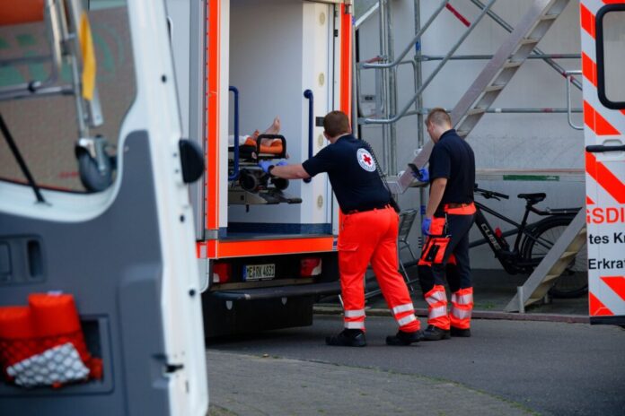 Altenheim wegen Hitze evakuiert Mehrere Senioren kamen ins Krankenhaus.