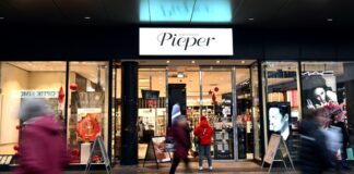 Parfümeriekette Pieper übersteht Insolvenz Eine Pieper-Filiale in Köln - auch künftig werden die Parfumshops in vielen deutschen Innenständen zu finden sein.