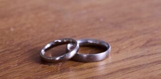 2025 wurde in NRW etwas weniger geheiratet In NRW haben sich 2025 fast 77.000 Paare das Ja-Wort gegeben. (Symbolbild)