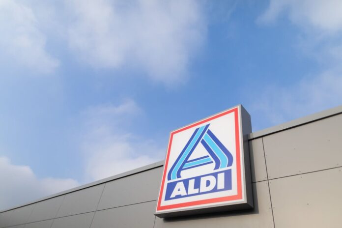 Aldi Nord Wer gerebeltes Basilikum der Marke Le Gusto im 15-Gramm-Glas bei Aldi Nord gekauft hat, sollte prüfen, ob die Ware von einem Rückruf betroffen ist. (Archivbild)