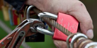 Das verflixte 7. Jahr – mehr Scheidungen in NRW Aus und vorbei mit der Liebe: In NRW hat die Zahl der Scheidungen zugenommen. (Symbolbild)
