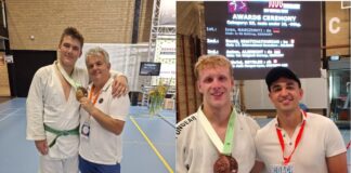 Dornaper Judoka setzten sich in Venray unter 1.600 Athleten durch Sam Wiederhöft mit Petros Pintsis und Anton Albrecht mit Christos Pintsis. Foto: privat