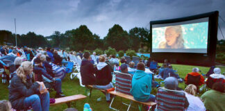 Open-Air-Kino mit “Extrawurst” und “Der Teufel trägt Prada 2”