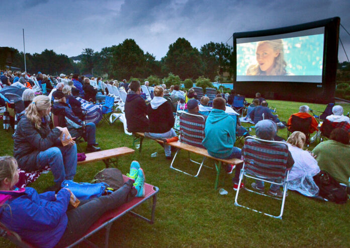 Kino_Freibad_MIT_TEXT