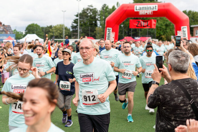 260708_LD-Pressebild_LD Lauf_2 Rund 1.000 Läuferinnen und Läufer waren aktiv. Foto: Laminatdepot