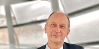25 Plätze für eine Woche Politik und Journalismus in Berlin Klaus Wiener, MdB Südkreis Mettmann, ruft Journalismusinteressierte zur Teilnahme auf, Bild: Büro Klaus Wiener