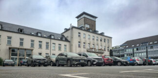 „Velbert ist super“: Eine Stadt zwischen Sparmaßnahmen und Chancen Stadtverwaltung und Lokalpolitik werden die Herausforderungen durch knappe Haushaltsmittel bewältigen müssen. Foto: Volkmann