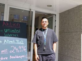 Velbert: „Die waren nicht einmal vermummt“ Ridvan Yaman lässt sich die gute Laune von dem negativen Erlebnis nicht verderben. Foto: Volkmann