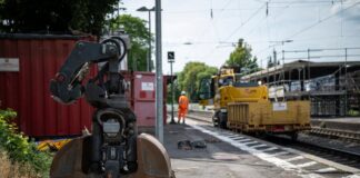 Gesperrte Rheinstrecke: Ersatzverkehr läuft «geordnet» «Eine Baumaßnahme dieser Größenordnung verläuft nie vollkommen reibungslos», sagt die Staatssekretärin. (Symbolbild)