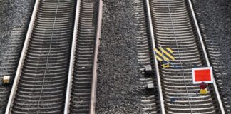Frisch sanierte Bahnstrecke nur eingeschränkt befahrbar Wieder gibt es Probleme auf der Strecke Hagen - Wuppertal - Köln. (Symbolbild)