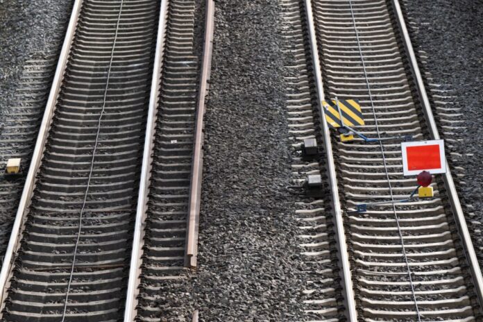 Bahn Wieder gibt es Probleme auf der Strecke Hagen - Wuppertal - Köln. (Symbolbild)