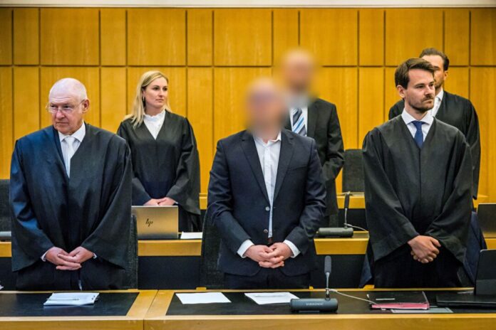 Prozess um Ausfuhr von Waren nach Russland Vor knapp einem Monat startete der Prozess gegen die beiden Brüder - nun gab es ein Geständnis. (Archivbild)