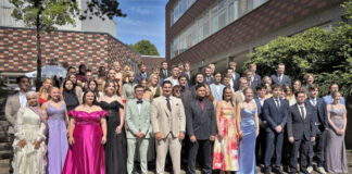 Abi 2026 – 56 Absolventen der Gesamtschule Heiligenhaus verabschiedet