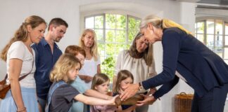 Führung im Museum: Von der Faser zum Faden. Foto: LVR ZMB/Stefan Arendt