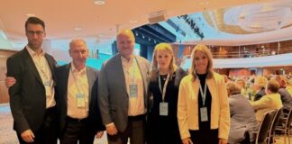 Nicolas Schönrock, Wolfgang Leyendecker, Peter Thomas, Giesela Grabow und Theresa Dietz in Düsseldorf beim Landesparteitag, Bild: CDU Ratingen