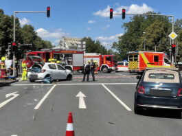 Unfall auf dem Willi-Brandt-Platz in Velbert
