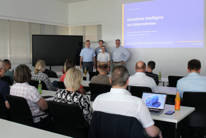 KI-Workshop für Erkrather Unternehmen Die städtische Wirtschaftsförderung und der Wirtschaftskreis Erkrath hatten Unternehmerinnen und Unternehmer zu einem kostenlosen KI-Workshop eingeladen. Foto: Stadt Erkrath