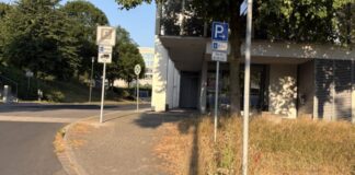 Neue Zone soll „Flughafenparker“ aus Ratingen fernhalten Die neu eingerichtete Parkzone soll helfen. Foto: CDU-Fraktion Ratingen/Claus Köster
