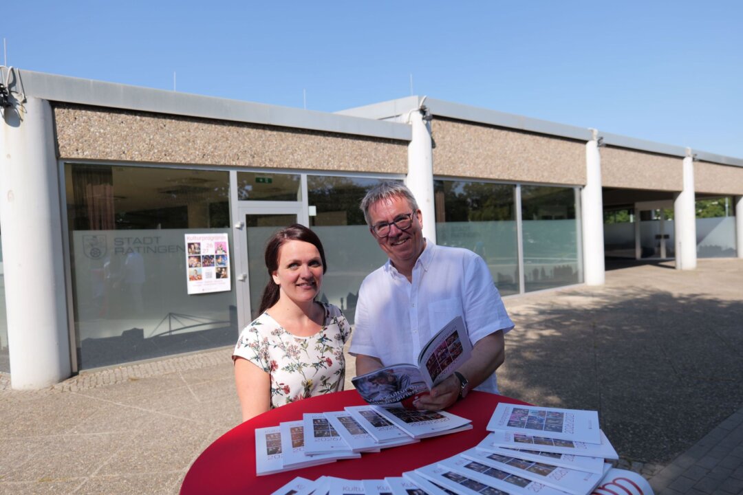 Kristina Vaupel und Harald Filip haben das Programm vorgestellt. Foto: Stadt Ratingen