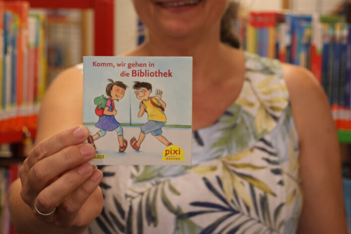 Die Stadtbücherei Erkrath hält neben einem Büchereiausweis tolle Überraschungen für Schulneulinge bereit. Foto: Stadt Erkrath Die Stadtbücherei Erkrath hält neben einem Büchereiausweis tolle Überraschungen für Schulneulinge bereit. Foto: Stadt Erkrath