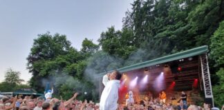 Hier ist Party und sonst nichts: Legendärer Abend mit “In Vain”