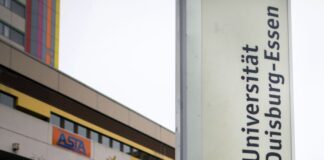 Hass-Video: Uni prüft Exmatrikulation Die Universität Duisburg-Essen hat auf einen beispiellosen Fall in ihrer Hochschulgeschichte zu reagieren. (Symbolbild)