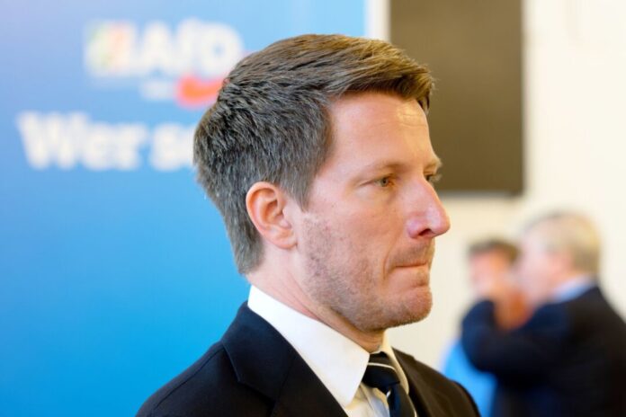 NRW-AfD-Chef Martin Vincentz (Archivbild) NRW-AfD-Chef Martin Vincentz steckt in einem Machtkampf mit dem Bundesvorstand seiner Partei (Archivbild)