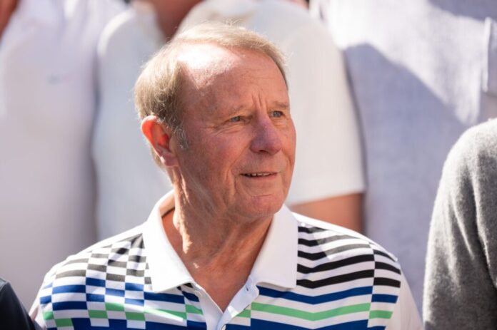Berti Vogts Berti Vogts spricht von einem Trainerdilemma im deutschen Fußball. (Archivbild)