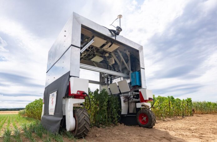 Zukunftslabor der Landwirtschaft Ein U-förmiger Agrarroboter erstellt am Campus Klein-Altendorf, einem landwirtschaftlichen Außenlabor der Universität Bonn, 3D-Modelle einzelner Pflanzen.