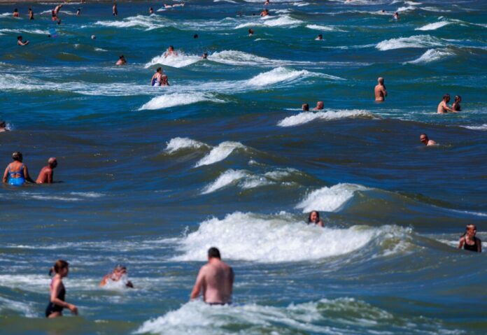 An der Ostseeküste Eine Woche Ostsee? Für vier Millionen NRW-Bürger nicht drin. (Symbolbild)
