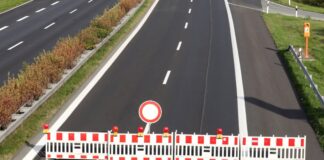 A1 bei Köln und A2 bei Hamm am Wochenende gesperrt Der Autoverkehr könnte in NRW am Wochenende stark beeinträchtigt sein. (Symbolbild)