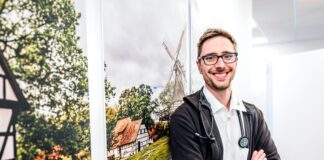 NRW stellt mehr Studienplätze für künftige Landärzte bereit Mehr als 1.100 angehende Hausärztinnen und Hausärzte sind in NRW durch die Landarztquote verpflichtet. (Archivbild)