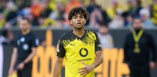 Vor Japan-Reise: BVB verliert Testspiel in Düsseldorf Nachwuchsspieler Mathis Albert traf beim Testspiel von Borussia Dortmund in Düsseldorf. (Archivbild)