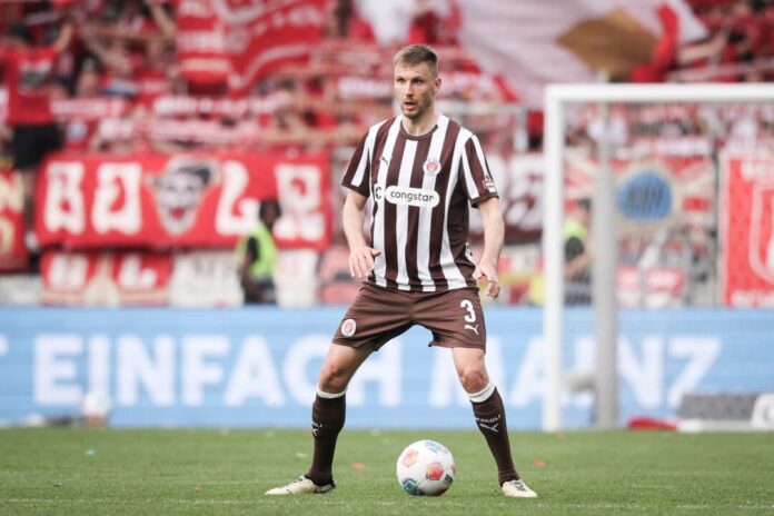 Karol Mets Karol Mets wechselt zum VfL Bochum. (Archivbild)