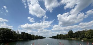 Heiße Tage in Sicht – Ab wann die Temperaturen steigen Der erste Tag der Woche bringt teils noch Regenschauer, bevor es die nächsten Tage wieder sehr heiß wird.