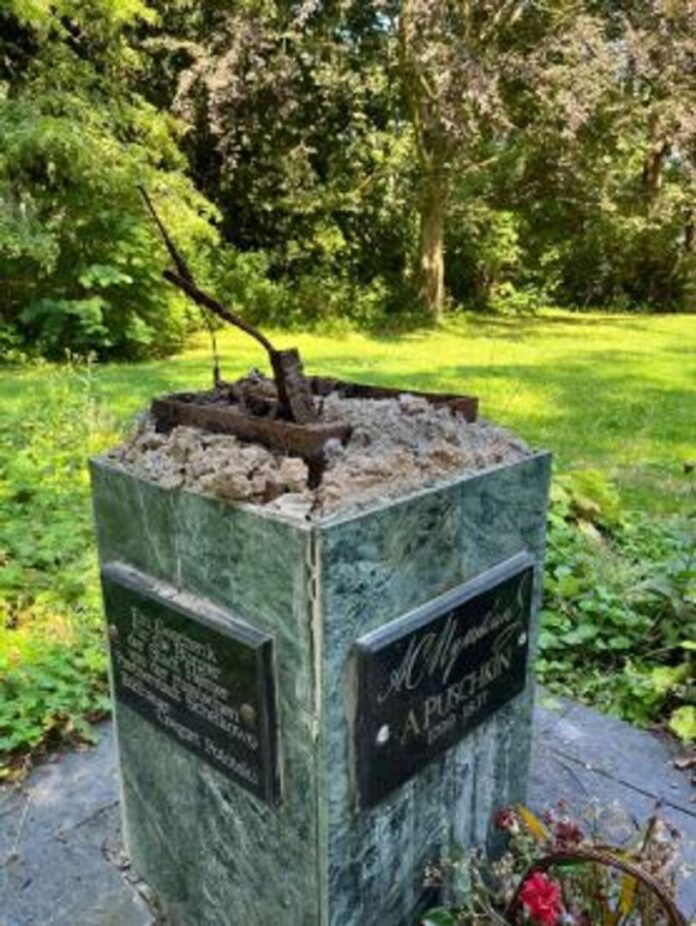 Puschkin-Statue gestohlen - Moskau verärgert Nur der Sockel blieb zurück: In Hemer wurde ein Puschkin-Denkmal gestohlen. Moskau ist überhaupt nicht amused. (Handout)