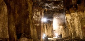 Rettung aus Lava-Tunnel: Was kostet die Neugier? Das Tunnelsystem unter Mendig ist weit verzweigt - und man kann schnell die Orientierung verlieren.