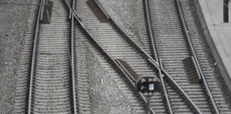 Brückenschäden: Bahnstrecke Essen–Gelsenkirchen gesperrt Wegen Brückenschäden ist die Bahnstrecke zwischen Essen und Gelsenkirchen gesperrt. (Symbolbild)