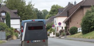 Blitzer in Einbahnstraße – Stadt verteidigt sich gegen Spott Absichtlich verkehrt: Solingen erklärt seinen «Blitzer» in der Einbahnstraße.