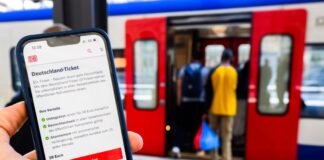 CDU-Antrag: Deutschlandticket für Grundsicherungsempfänger Rund 14,5 Millionen Menschen nutzen das Deutschlandticket. (Symbolbild)