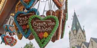 Paderborn erwartet mehr als eine Million Besucher zu Libori Volksfest und Kirche sind bei Libori in Paderborn eng verzahnt. (Archivbild)
