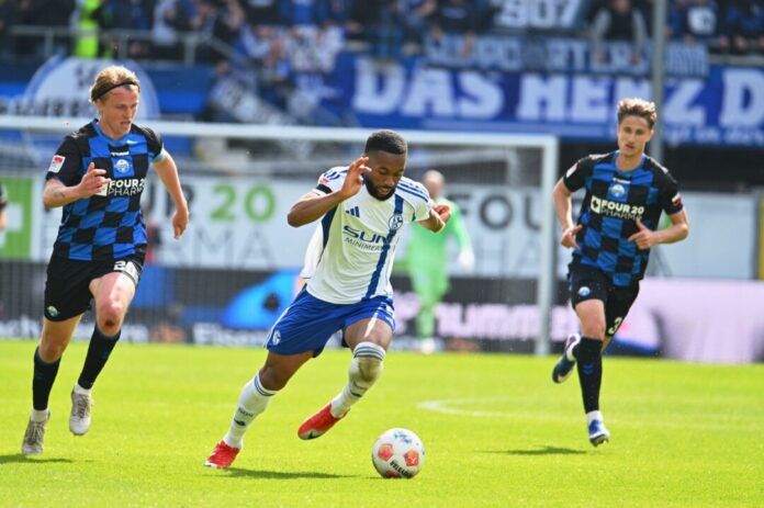 Moussa Sylla Moussa Sylla (M) vom FC Schalke 04 gelangen in Aue zwei Treffer. (Archivbild)