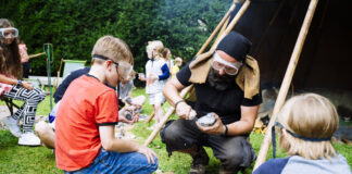 Museumsfest im Neandertal am 29. und 30. August Am letzten Wochenende der Sommerferien verwandelt das Museum sein Außengelände in eine große Steinzeit-Erlebniswelt. Foto: Neanderthal-Museum