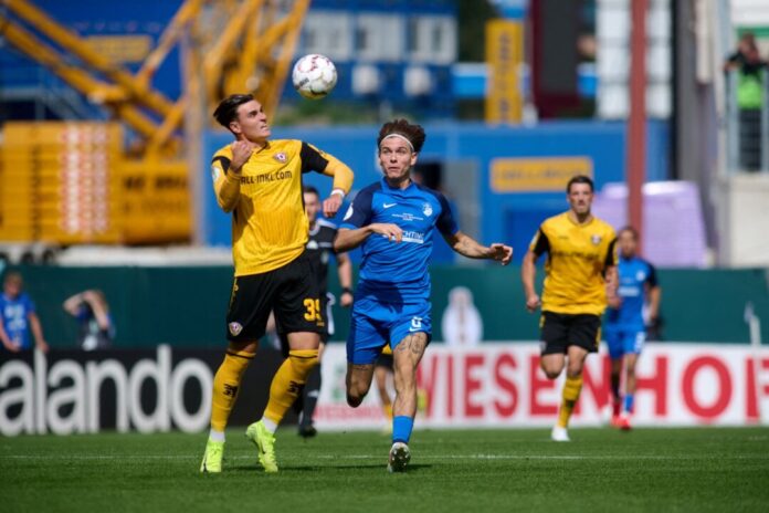 Westfalia Rhynern - Dynamo Dresden Die Dynamo-Profis waren ihrem Gegner immer einen Schritt voraus.